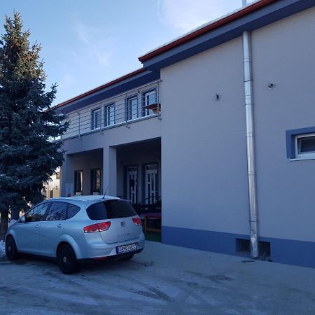 Ubytovanie House Галанта Экстерьер фото